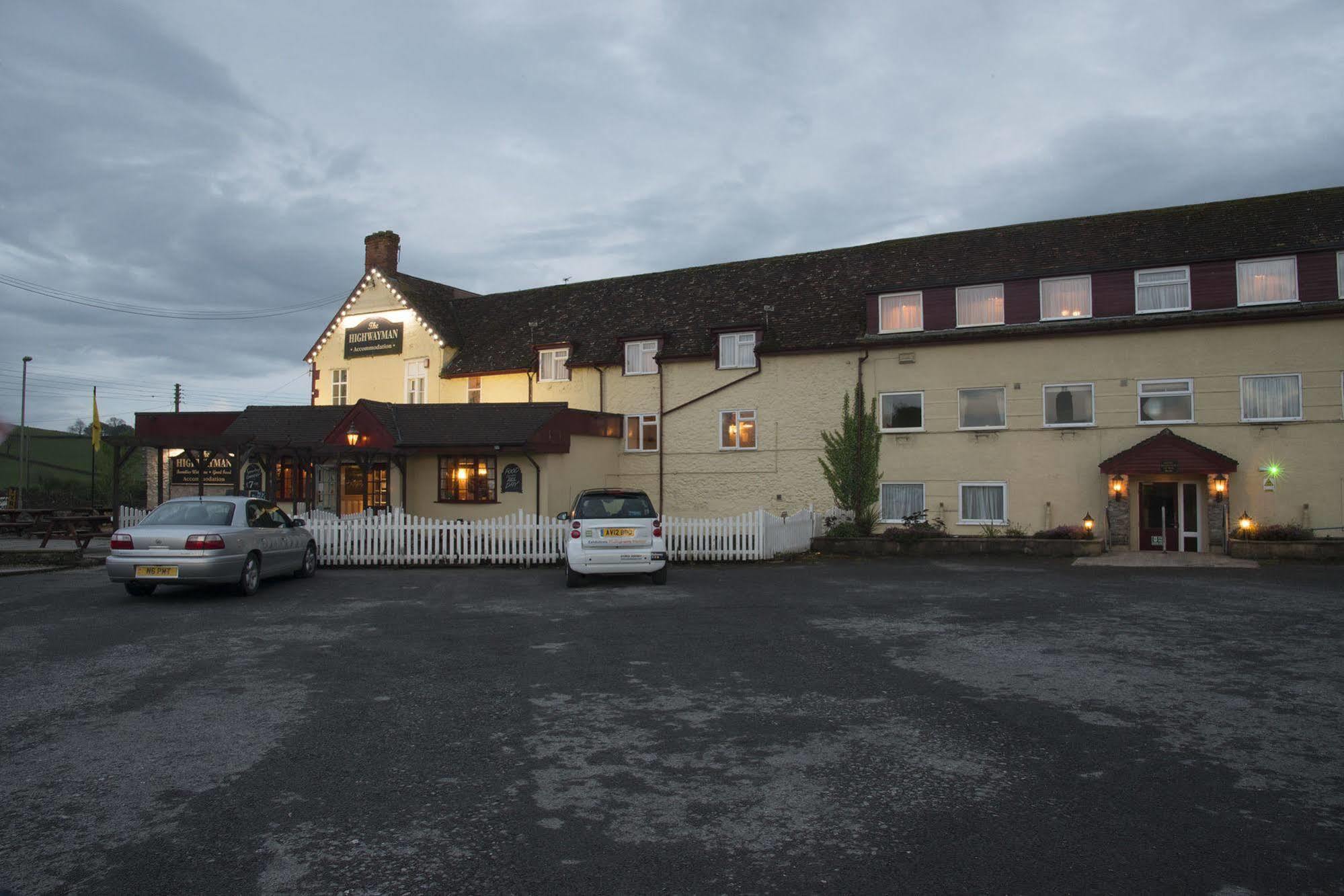 The Highwayman Inn Shepton Mallet Exterior photo